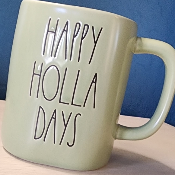 RAE DUNN 'HAPPY HOLLA DAYS' MUG - Picture 6 of 9